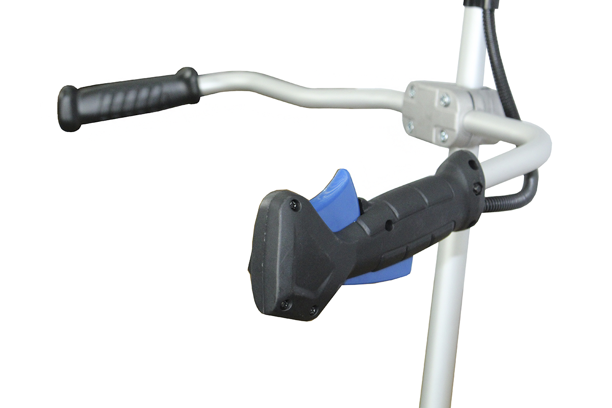 Desbrozadora 82HYBC550